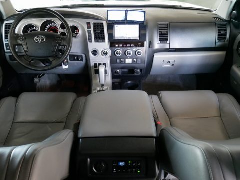 リフトアップ　新車並行　USトヨタ　大型SUV　高級SUV　本革　パワーシート　JBL　  (1)